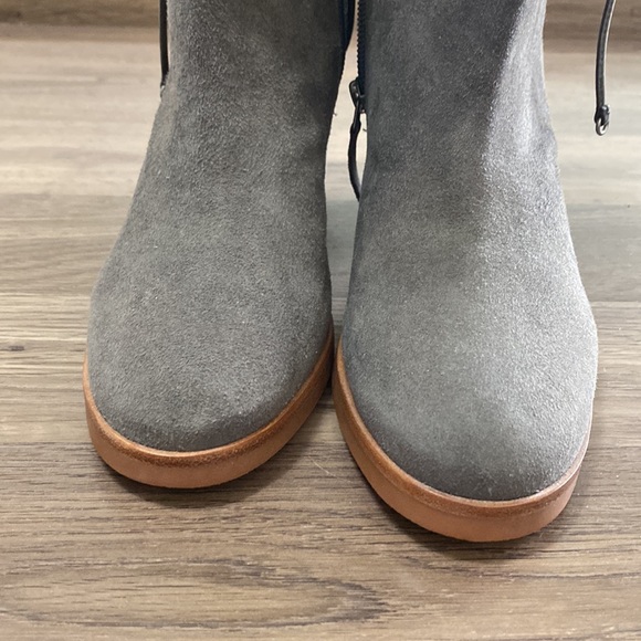 Johnston and Murphy gray suede snakeskin leather block boots - Picture 5 of 10